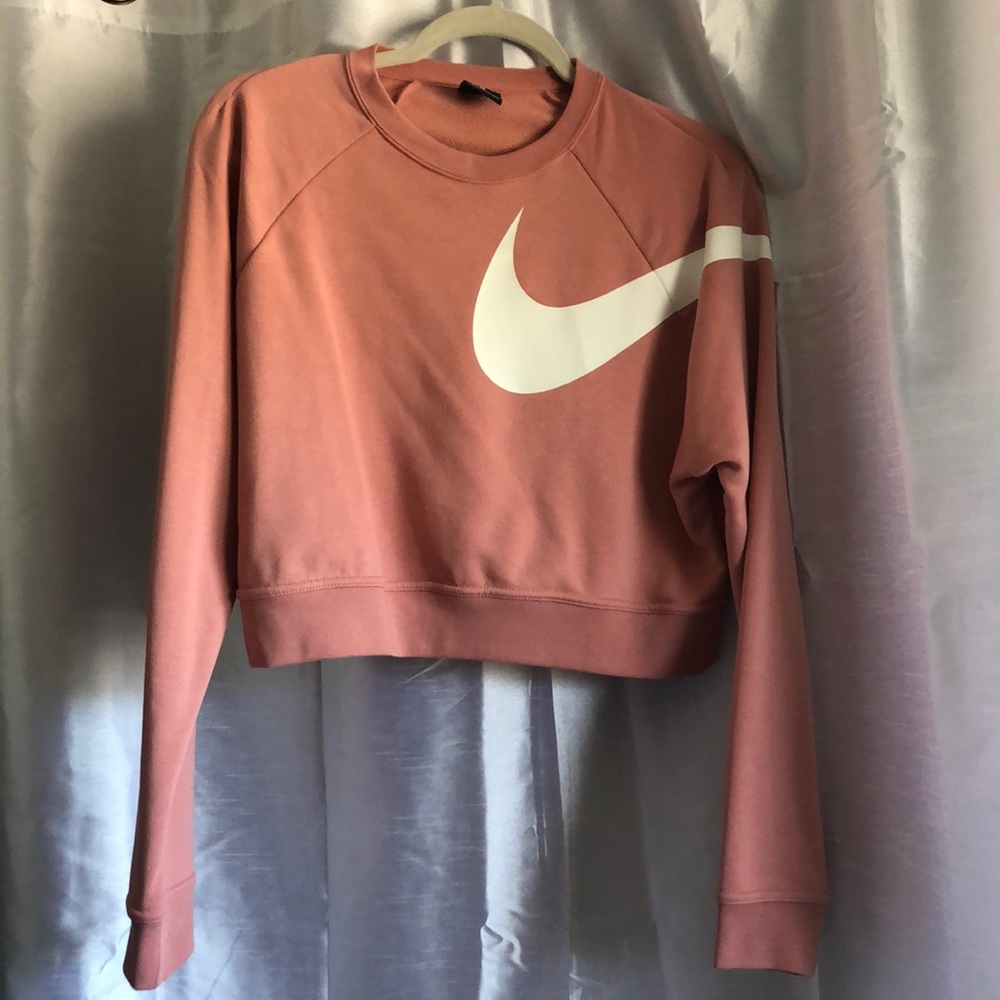 Nike dry training long sleeve pink crop top